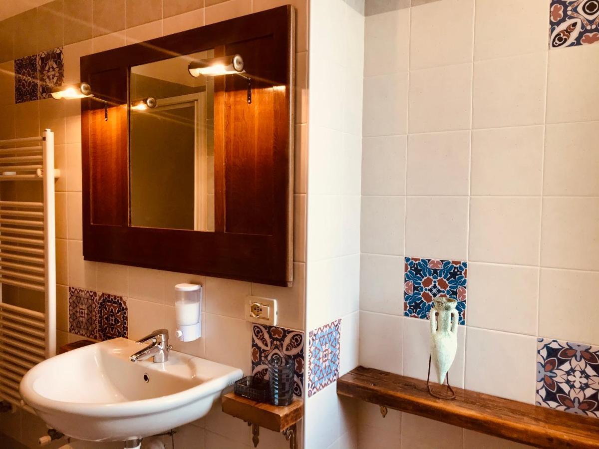 Casa Caterina Lake View Holidays Apartments Пескьера-дель-Гарда Экстерьер фото