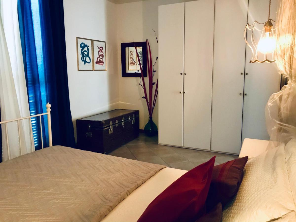 Casa Caterina Lake View Holidays Apartments Пескьера-дель-Гарда Экстерьер фото
